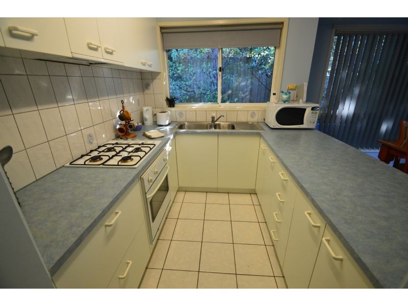 2/21 Patterson Street, Bayswater VIC 3153