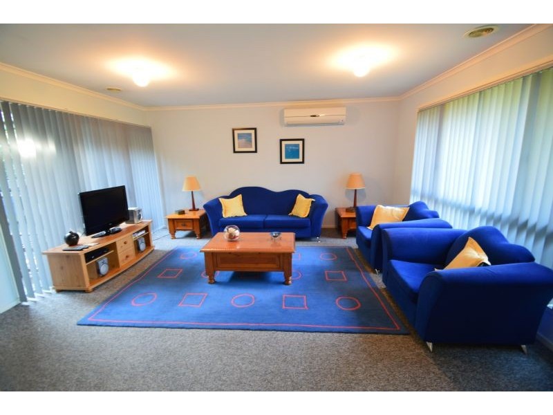 2/21 Patterson Street, Bayswater VIC 3153