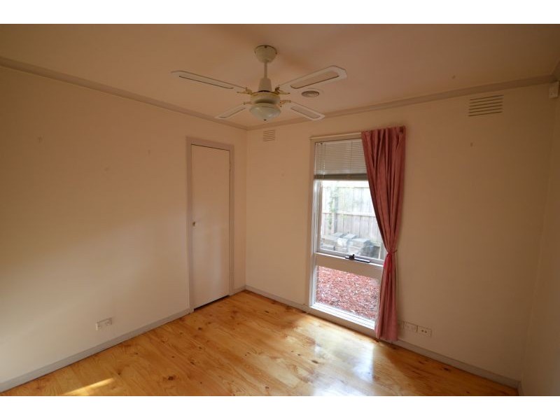 74 Knights Drive, Glen Waverley VIC 3150