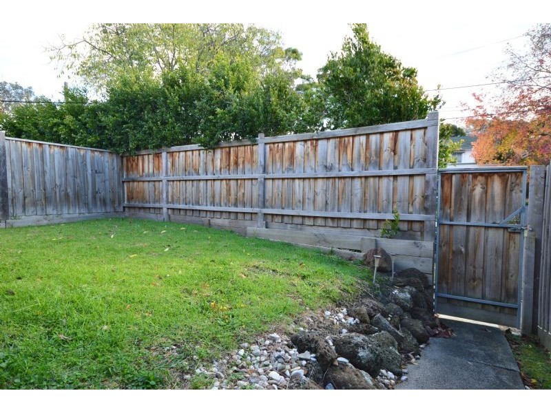 2/31 Slater Avenue, Blackburn North VIC 3130