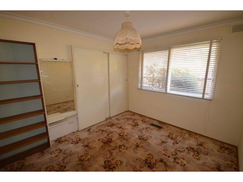 3 Hilltop Crescent, Burwood East VIC 3151