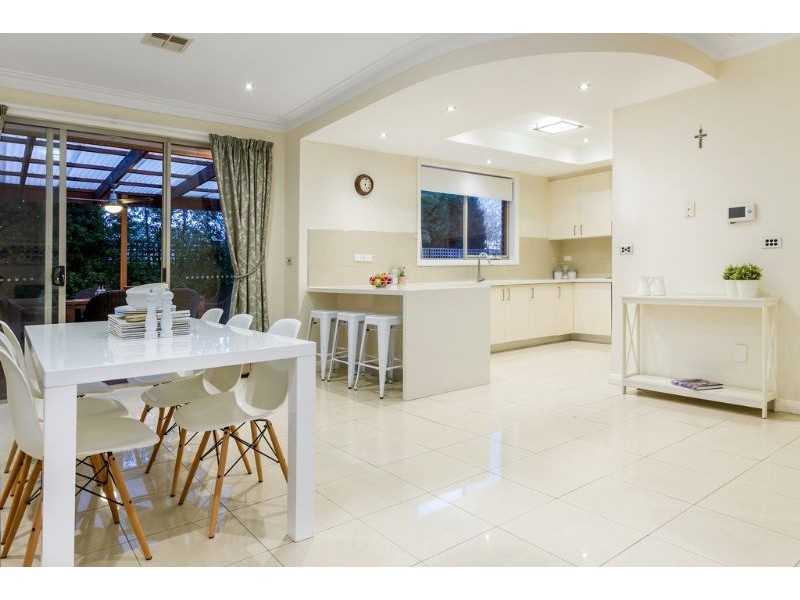 2/25 Rob Roy Street, Glen Waverley VIC 3150