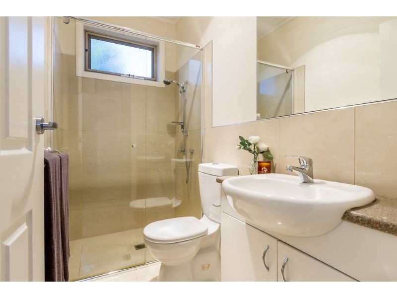 2/25 Rob Roy Street, Glen Waverley VIC 3150