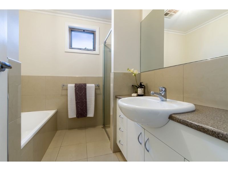 2/25 Rob Roy Street, Glen Waverley VIC 3150