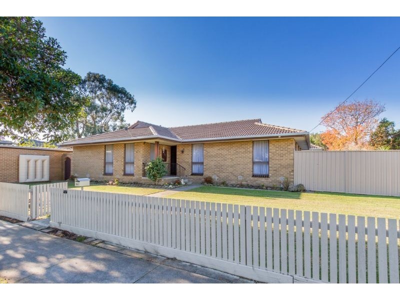 96 Capital Avenue, Glen Waverley VIC 3150