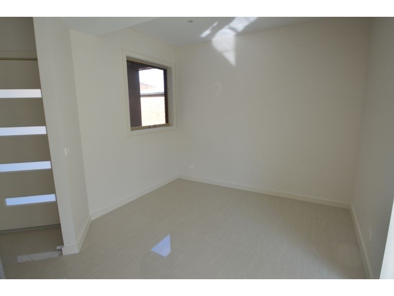 3/5 Worsley Avenue, Clayton South VIC 3169