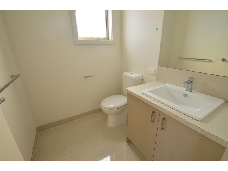 3/5 Worsley Avenue, Clayton South VIC 3169