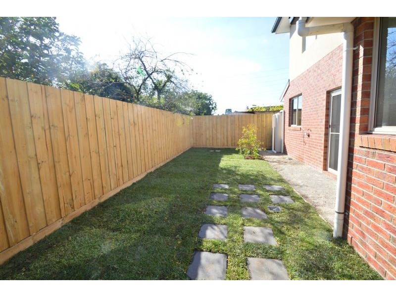 3/5 Worsley Avenue, Clayton South VIC 3169