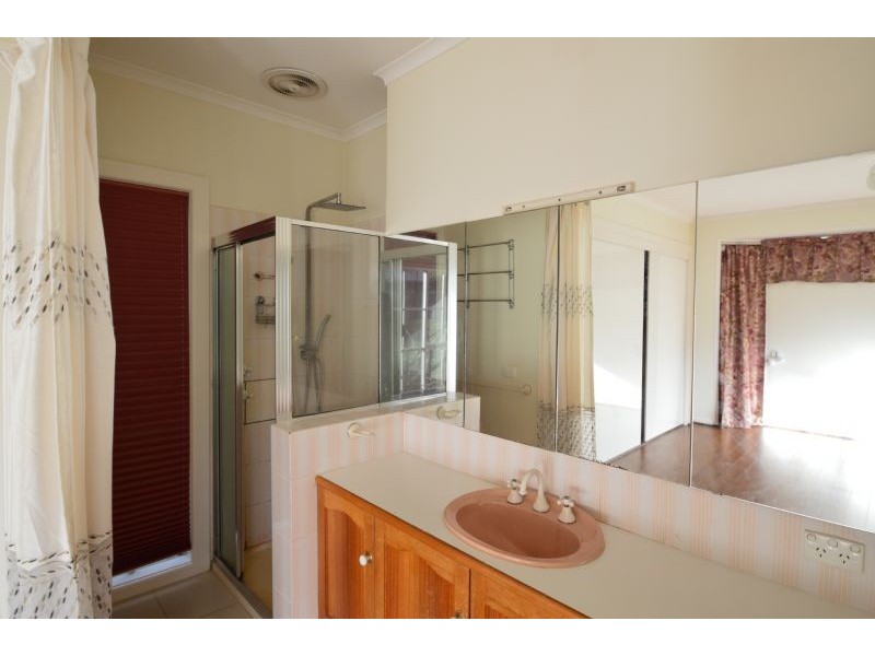 15 Verdun Street, Surrey Hills VIC 3127