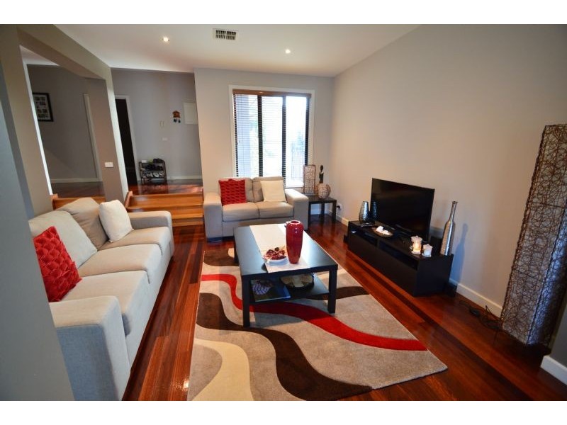 3/8 Hansen Street, Mount Waverley VIC 3149