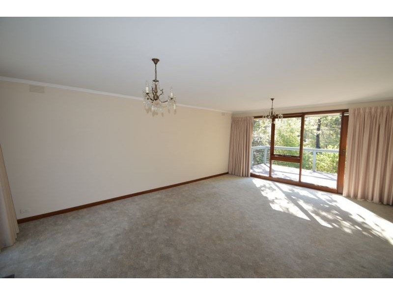 17 Stableford Avenue, Glen Waverley VIC 3150