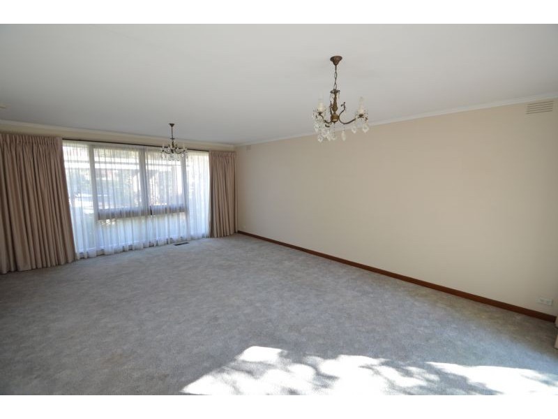 17 Stableford Avenue, Glen Waverley VIC 3150