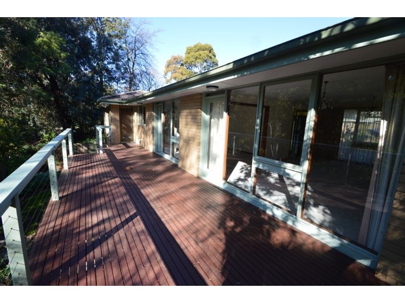 17 Stableford Avenue, Glen Waverley VIC 3150