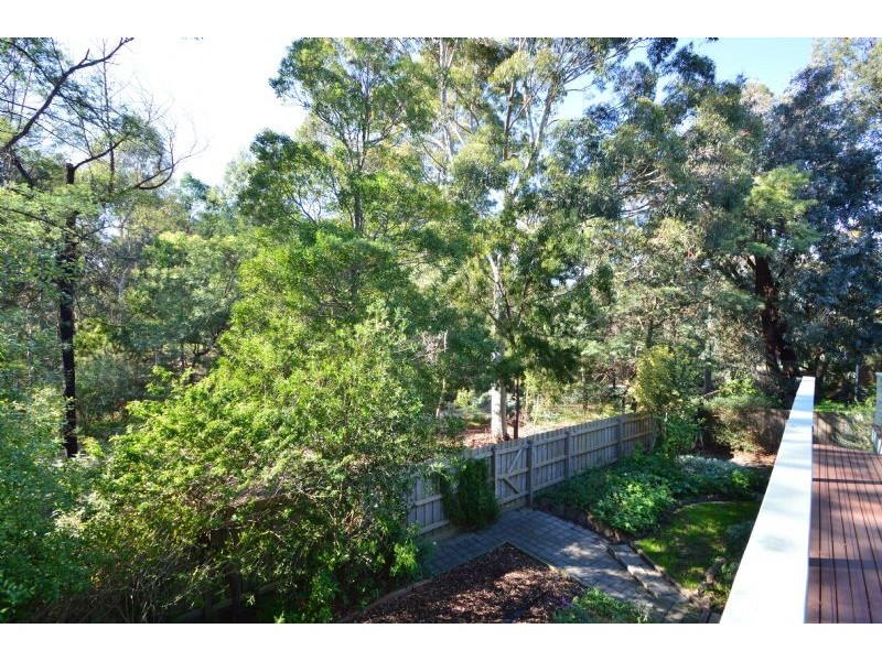 17 Stableford Avenue, Glen Waverley VIC 3150