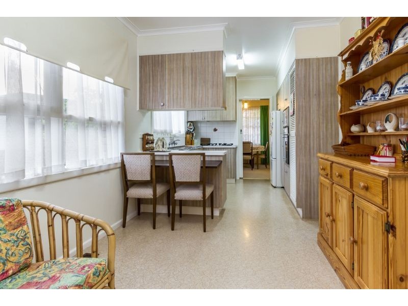 24 Princetown Road, Mount Waverley VIC 3149