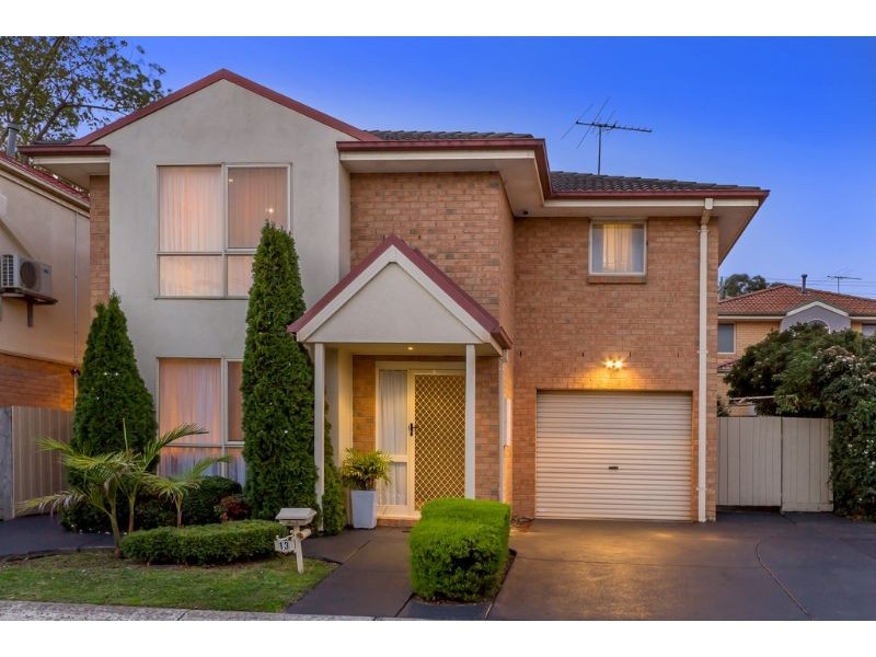 13 Elmtree Terrace, Chadstone VIC 3148