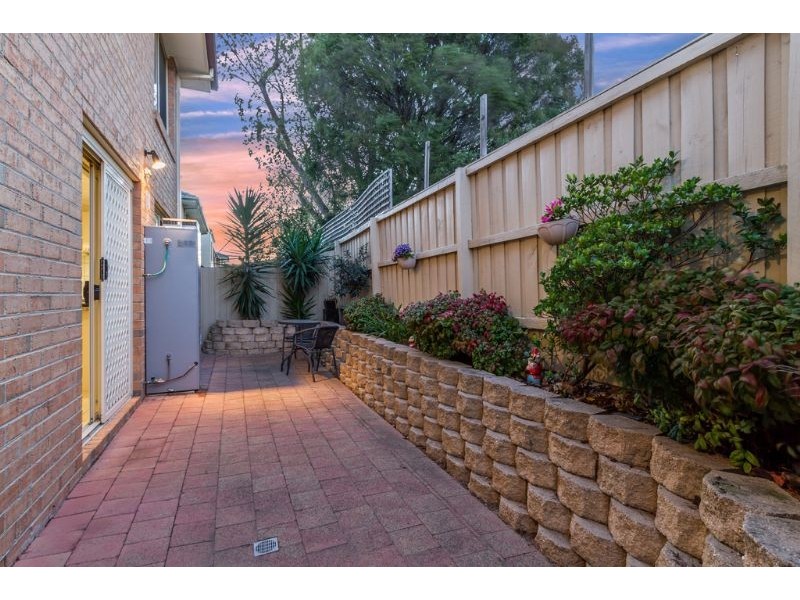13 Elmtree Terrace, Chadstone VIC 3148