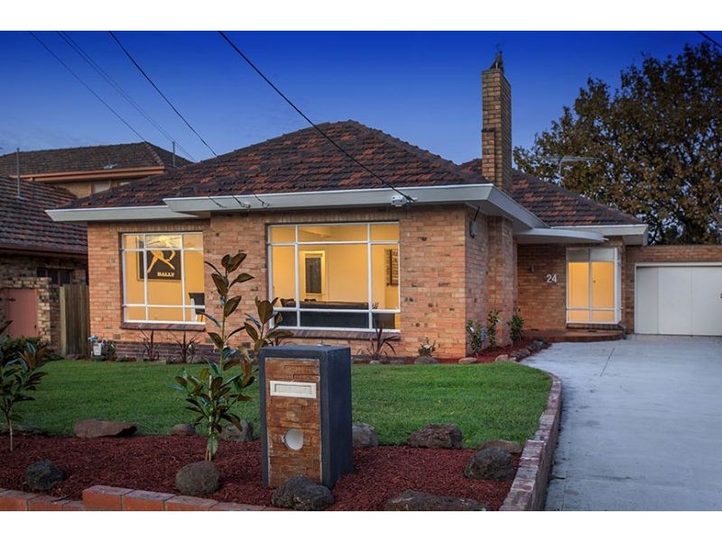 24 Andrews Street, Burwood VIC 3125