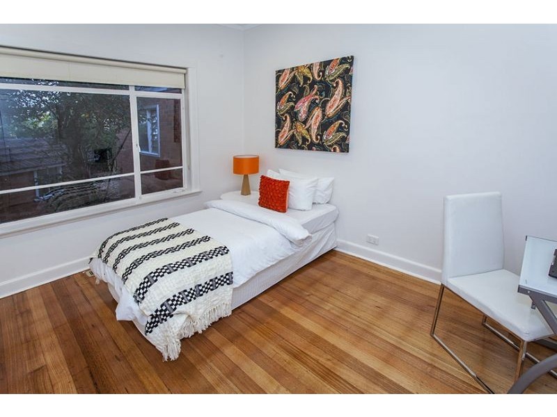 24 Andrews Street, Burwood VIC 3125