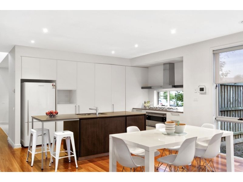 32 Beaconsfield Road, Mulgrave VIC 3170