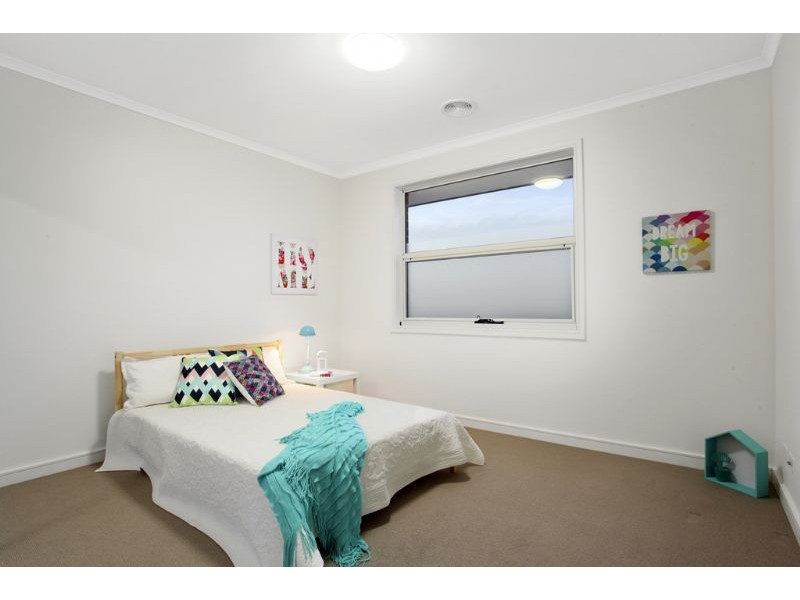 32 Beaconsfield Road, Mulgrave VIC 3170