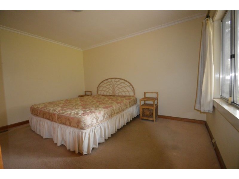 5 Daniel Street, Burwood VIC 3125