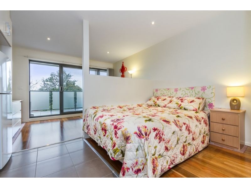 236/270 Springvale Road, Glen Waverley VIC 3150