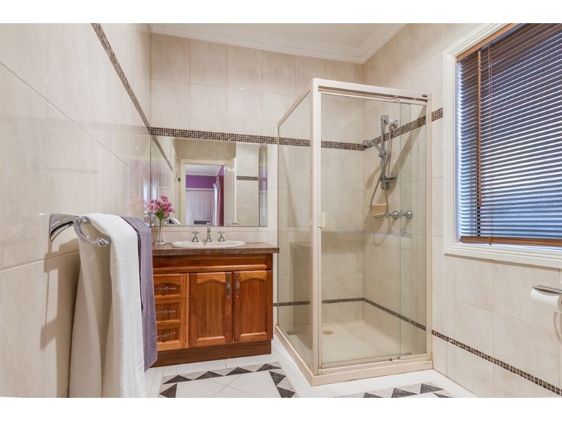 2/13 Utah Road, Glen Waverley VIC 3150