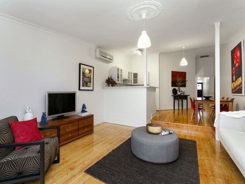 36 The Ridgeway, Kensington VIC 3031