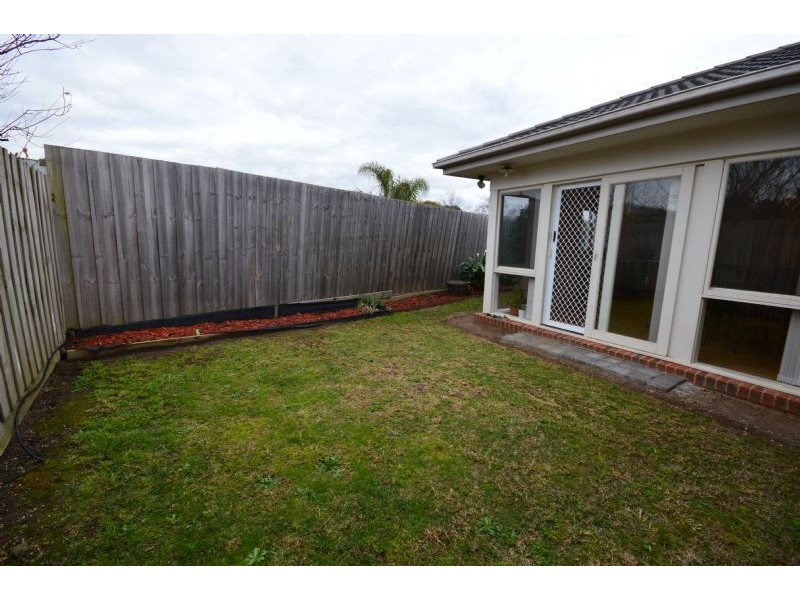 2/13 Jarrah Court, Glen Waverley VIC 3150