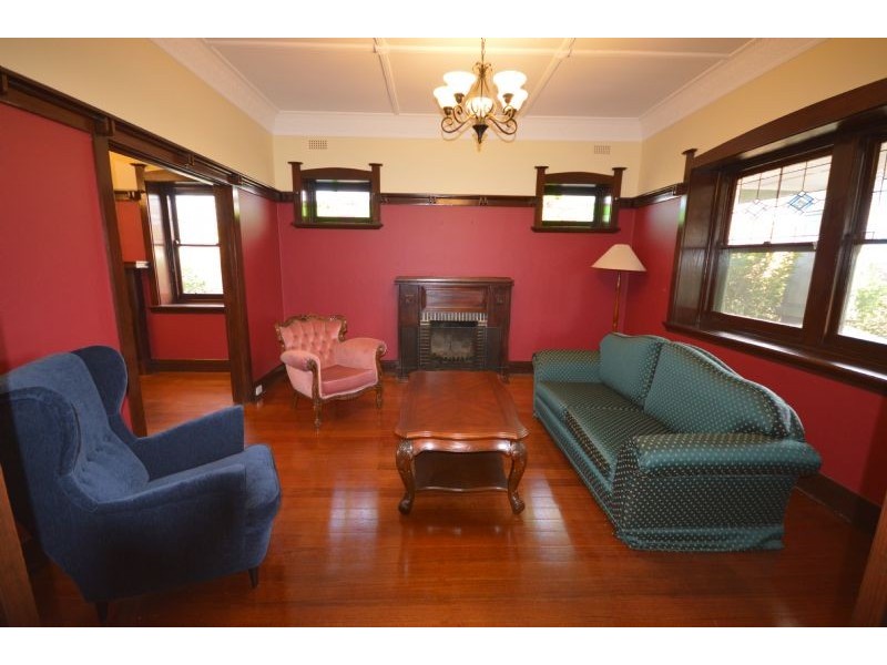 8 Glencairn Avenue, Camberwell VIC 3124