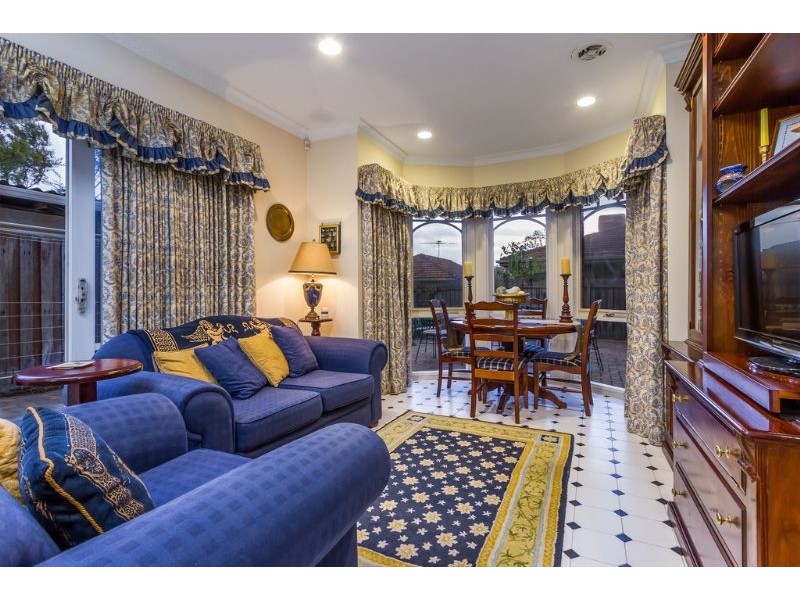 2/1 Halliday Street, Mount Waverley VIC 3149