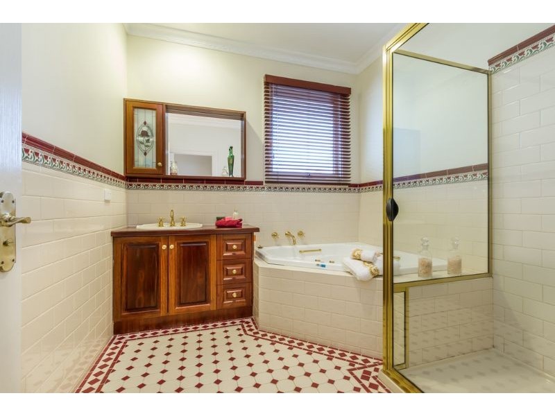 2/1 Halliday Street, Mount Waverley VIC 3149