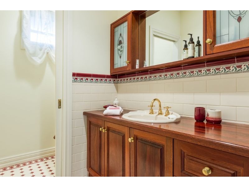 2/1 Halliday Street, Mount Waverley VIC 3149