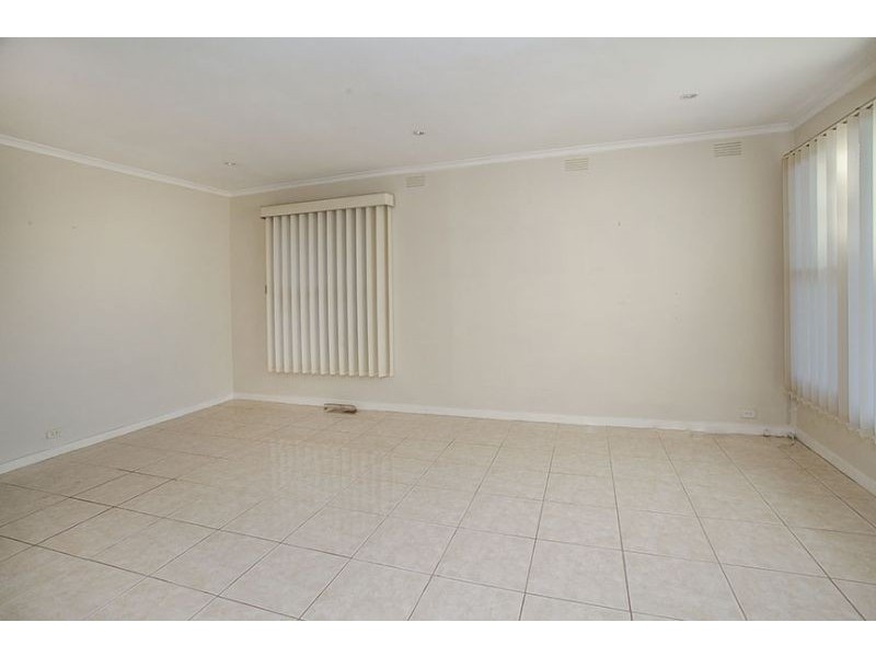 53 Wilson Road, Glen Waverley VIC 3150