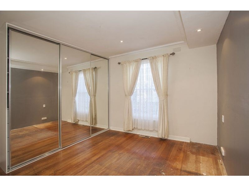 53 Wilson Road, Glen Waverley VIC 3150