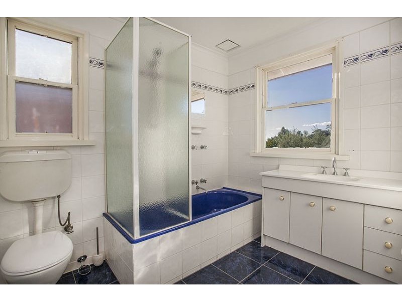 53 Wilson Road, Glen Waverley VIC 3150