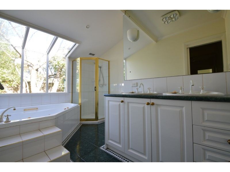 182 Lum Road, Wheelers Hill VIC 3150