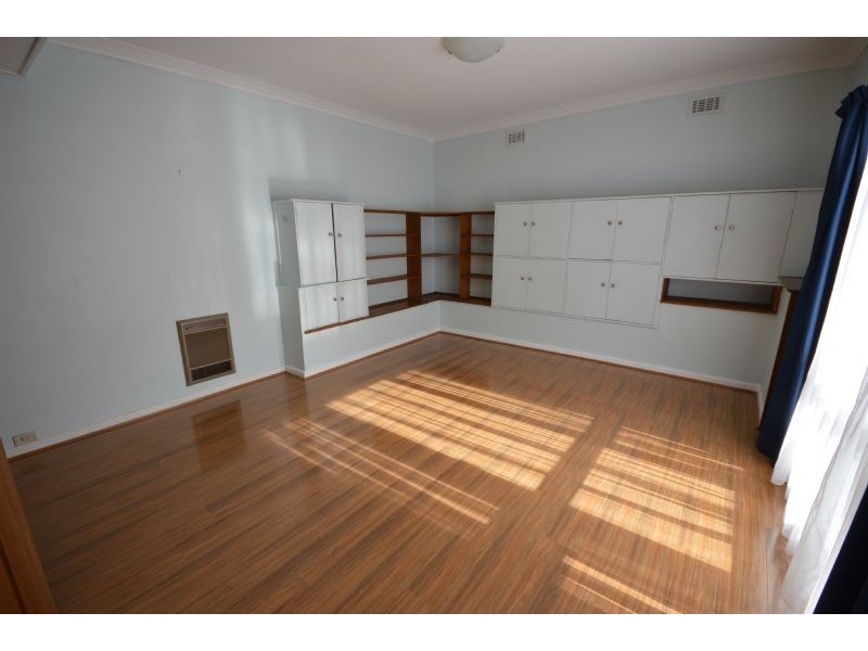 50 Dorset Road, Croydon VIC 3136