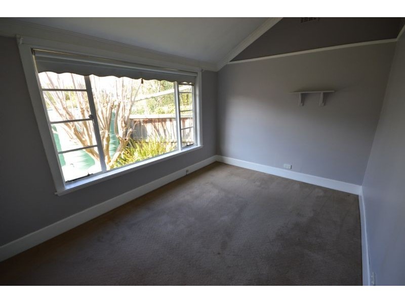 50 Dorset Road, Croydon VIC 3136