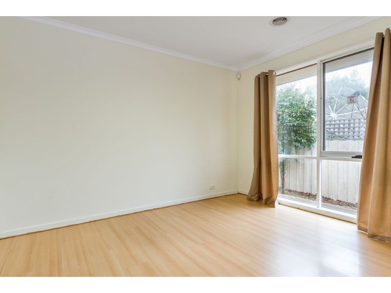 2/24 Myrtle Street, Glen Waverley VIC 3150