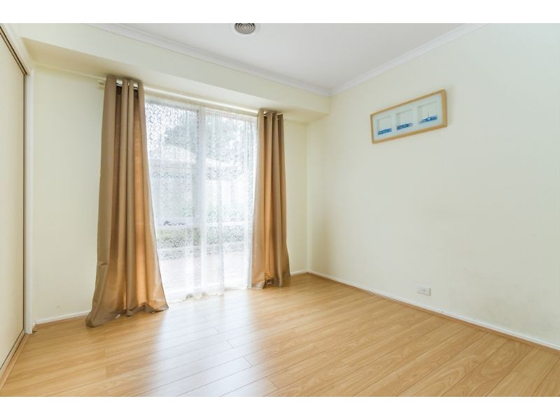 2/24 Myrtle Street, Glen Waverley VIC 3150