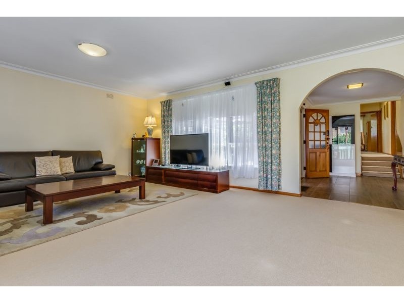 10 Meredith Street, Mount Waverley VIC 3149