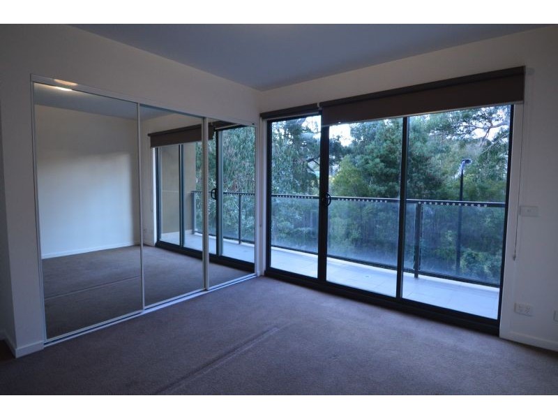 11/2-4 Acacia Court, Ringwood VIC 3134