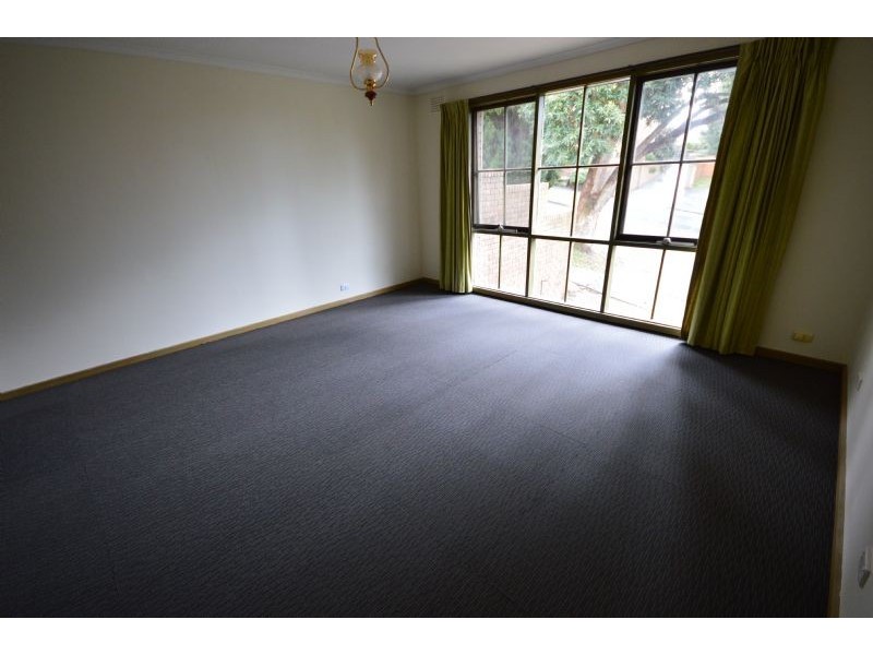 15 Erskine Crescent, Wheelers Hill VIC 3150