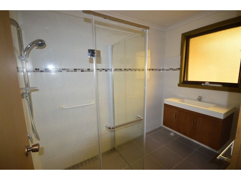 15 Erskine Crescent, Wheelers Hill VIC 3150