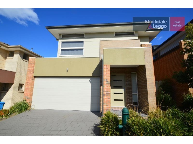 28 Barrier Reef Circuit, Endeavour Hills VIC 3802