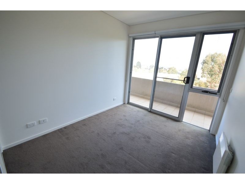 16/213 Normanby Road, Notting Hill VIC 3168