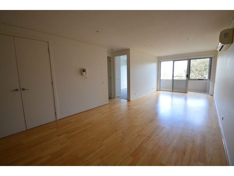 16/213 Normanby Road, Notting Hill VIC 3168