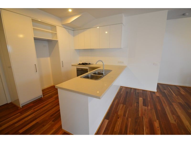 1/4 Euroka Street, Chadstone VIC 3148